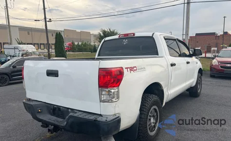 2010 Toyota Tundra Crewmax Sr5 из США, поврежденный, VIN 5TFDY5F14AX112400